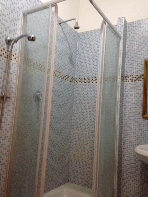 Botel Inn Rzym Zewnętrze zdjęcie