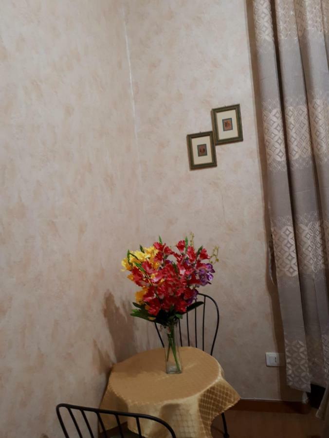 Botel Inn Rzym Zewnętrze zdjęcie
