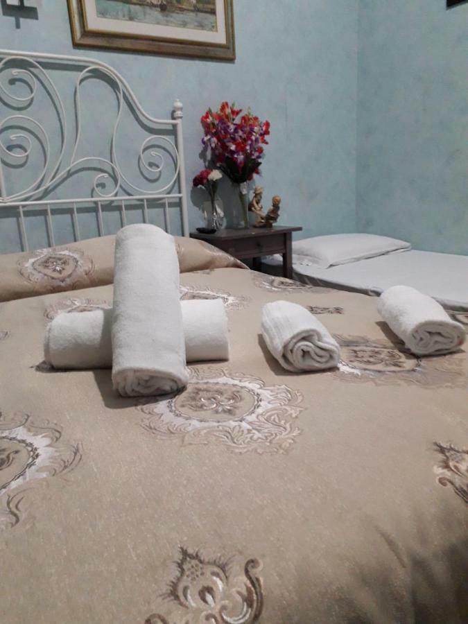 Botel Inn Rzym Zewnętrze zdjęcie