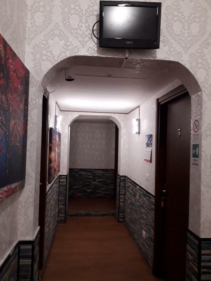 Botel Inn Rzym Zewnętrze zdjęcie