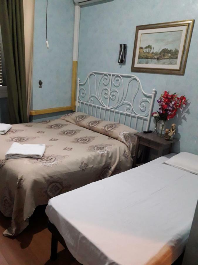 Botel Inn Rzym Zewnętrze zdjęcie
